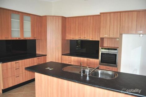 Property photo of 7 Dewar Court Highland Park QLD 4211