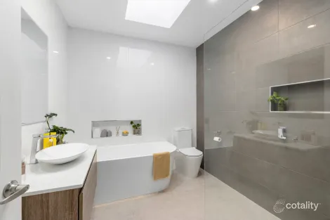 Property photo of 1/93 Mt Dandenong Road Ringwood East VIC 3135