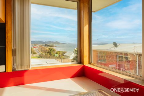 Property photo of 12 Kennedy Street Ocean Vista TAS 7320