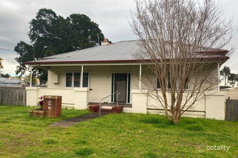 17 William St, East Maitland, NSW 2323