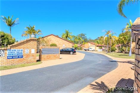Property photo of 37 Saint Kevins Avenue Benowa QLD 4217