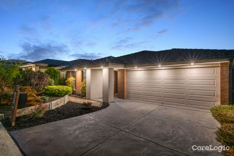 Property photo of 15 Bayleaf Street Berwick VIC 3806