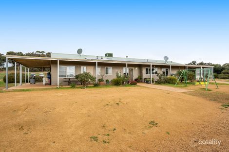 Property photo of 37 Redgum Court Wandering WA 6308