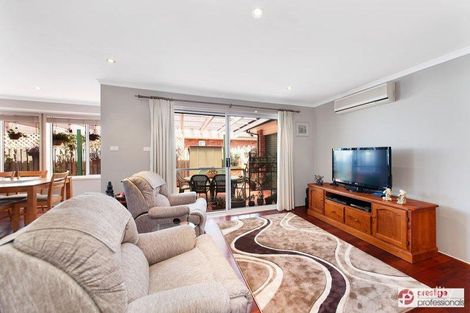 Property photo of 32 Alexandrina Court Wattle Grove NSW 2173