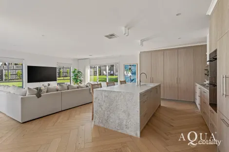 Property photo of 3 Marilla Close Mount Eliza VIC 3930