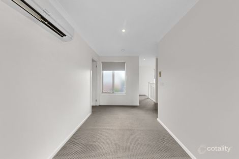 Property photo of 31 Domain Way Craigieburn VIC 3064
