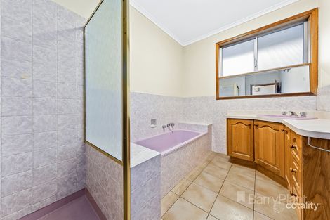 5 Lyndford Ct, St Albans, VIC 3021