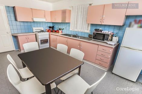 Property photo of 2 Nyah Court Dallas VIC 3047