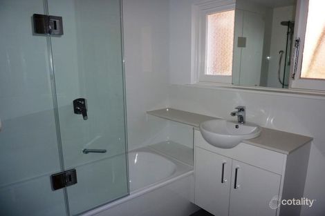 Property photo of 2/1373 Burke Road Kew East VIC 3102