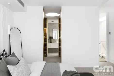 Property photo of 9 Irvine Street Pascoe Vale VIC 3044