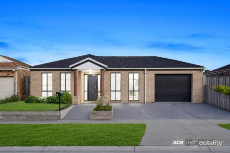 4 SADDLE WYND, TRUGANINA, VIC 3029
