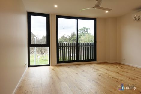 Property photo of 45 Sanctuary Drive Bundoora VIC 3083