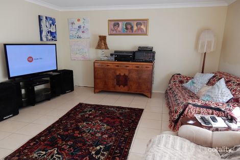 Property photo of 9 Sally Close Lake Haven NSW 2263