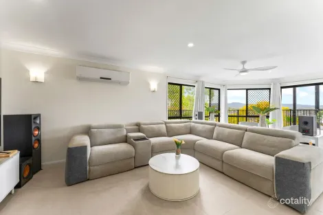 Property photo of 68 Paddington Drive Carrara QLD 4211
