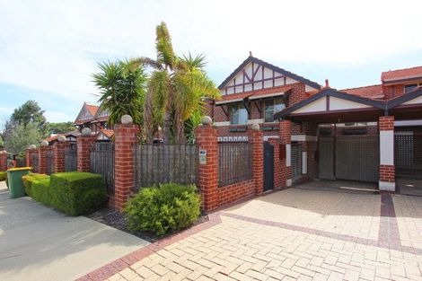 4/5 Conroy St, Maylands, WA 6051