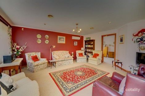 Property photo of 18 Waltham Drive Mitchell Park VIC 3355