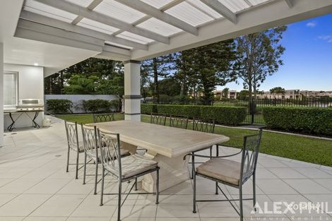 Property photo of 8311 Magnolia Drive East Hope Island QLD 4212