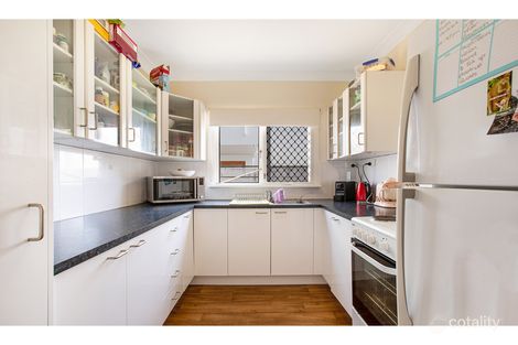 Property photo of 20 Poinciana Boulevard Broadbeach Waters QLD 4218