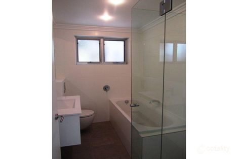 Property photo of 1/69 Undercliff Road Freshwater NSW 2096