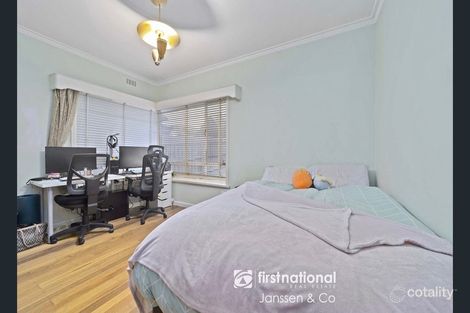 Property photo of 5 La Frank Street Burwood VIC 3125