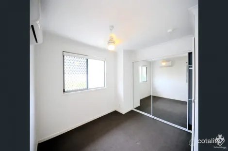 Property photo of 51 River Road Bundamba QLD 4304