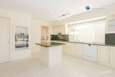 Property photo of 6 Castleroy Place Connolly WA 6027