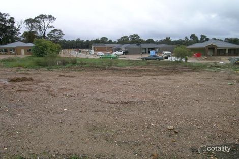 24 Rathlin Ave, Junortoun, VIC 3551