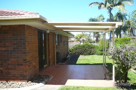Property photo of 2/34 McMillan Street Labrador QLD 4215