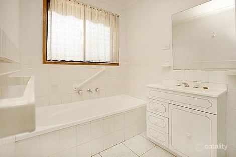 Property photo of 11 Brigden Crescent Theodore ACT 2905