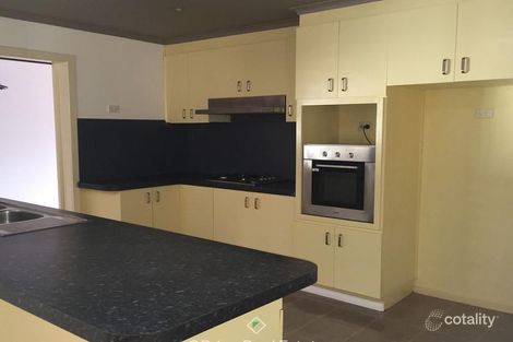 Property photo of 2 Putney Close Endeavour Hills VIC 3802