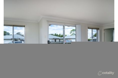 Property photo of 10 Uniplaza Court Kearneys Spring QLD 4350