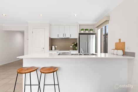 Property photo of 21 Bimberry Circuit Clyde VIC 3978