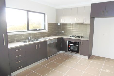 Property photo of 33/79 Lancefield Drive Caroline Springs VIC 3023