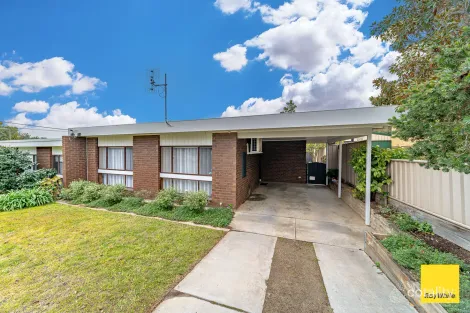 Property photo of 1/37 Race Street Flora Hill VIC 3550