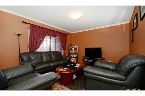 Property photo of 5 Lancer Way Alexander Heights WA 6064