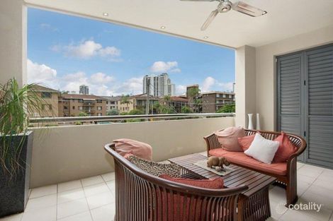 Property photo of 1/28 Armrick Avenue Broadbeach QLD 4218