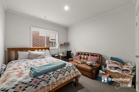 Property photo of 112 Farm Road Werribee VIC 3030