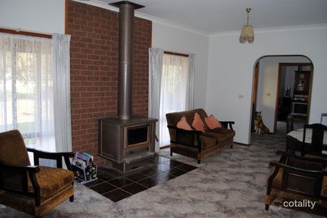 Property photo of 9 Reservoir Road Bowenvale VIC 3465