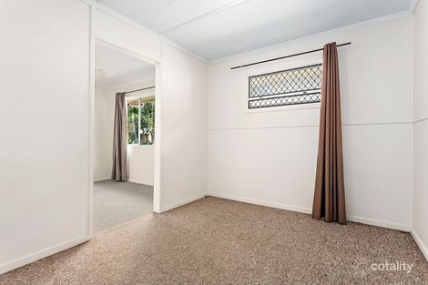 10 Cawdor St, Arana Hills, QLD 4054