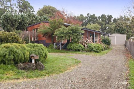 9 Stewart Ave, Wandin North, VIC 3139