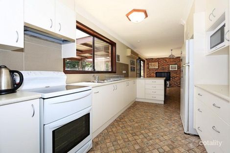 Property photo of 13 Woorin Close Bomaderry NSW 2541