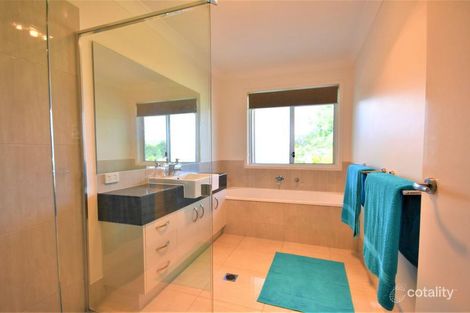 Property photo of 15 Fairview Court Mooloolah Valley QLD 4553