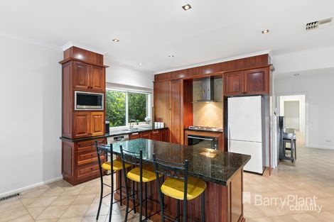 Property photo of 19 Dale Avenue Pascoe Vale VIC 3044