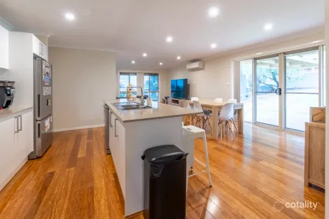Property photo of 7 Parry Drive Temora NSW 2666