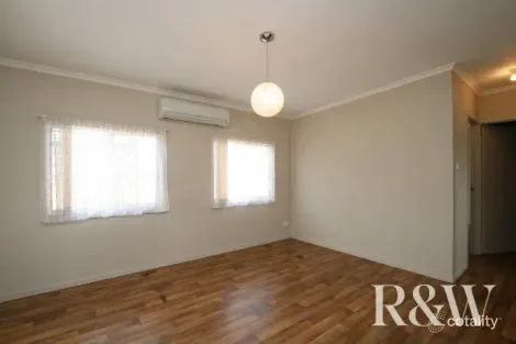 Property photo of 11 Lennox Street Colyton NSW 2760