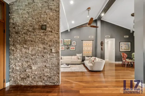 Property photo of 12 Sleaford Street Chapel Hill QLD 4069