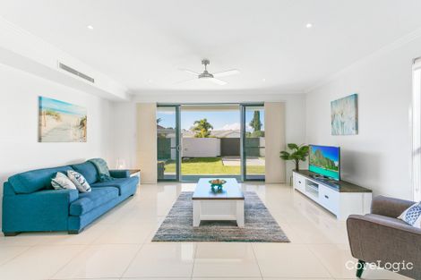 Property photo of 36 Cabana Boulevard Benowa QLD 4217