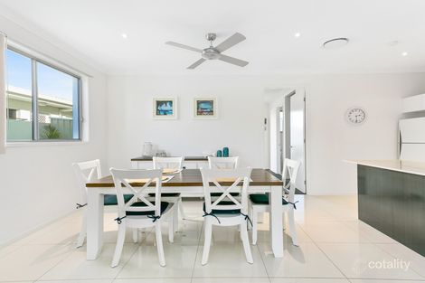 Property photo of 36 Cabana Boulevard Benowa QLD 4217