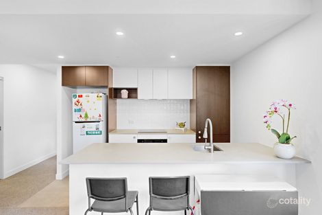 Property photo of 302/2 Furzer Street Phillip ACT 2606