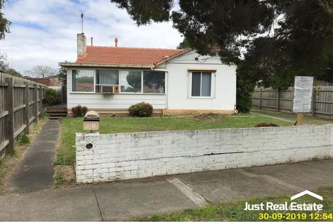 Property photo of 18 Latham Crescent Dandenong North VIC 3175